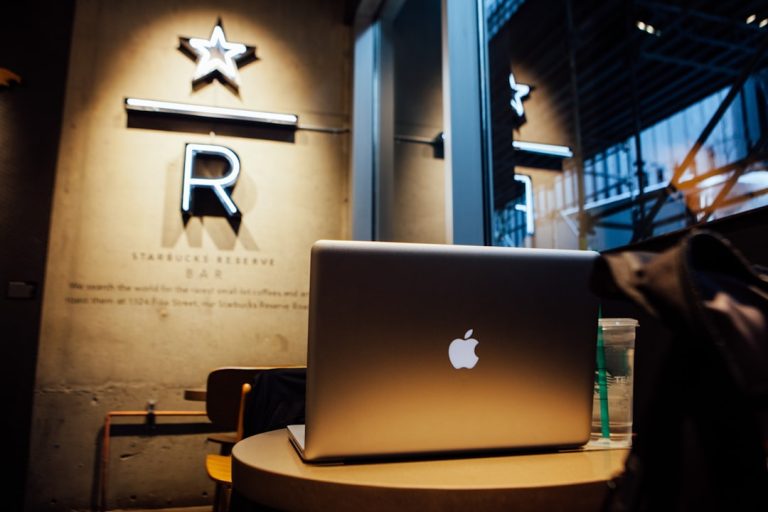 scopri come diventare un freelance di successo in italia. approfitta della flessibilità del lavoro autonomo, gestisci il tuo tempo e sviluppa le tue competenze in un mercato sempre più competitivo.