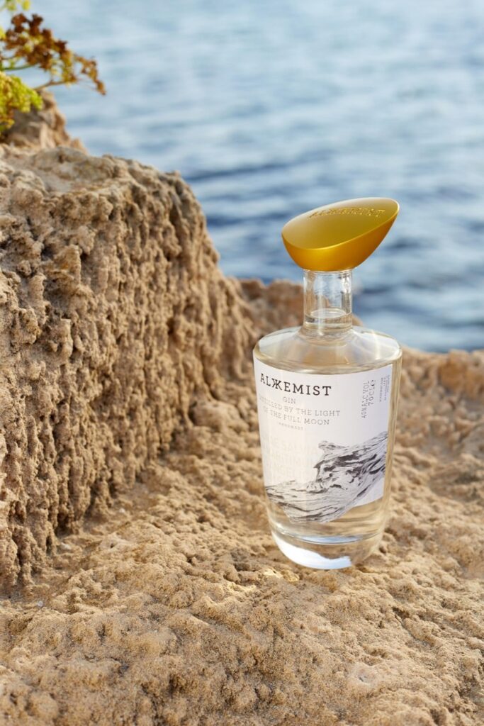 dolomiti beer & wine shop: scopri i migliori suggerimenti di gianluca per birre artigianali e vini selezionati delle dolomiti, perfetti per ogni occasione.