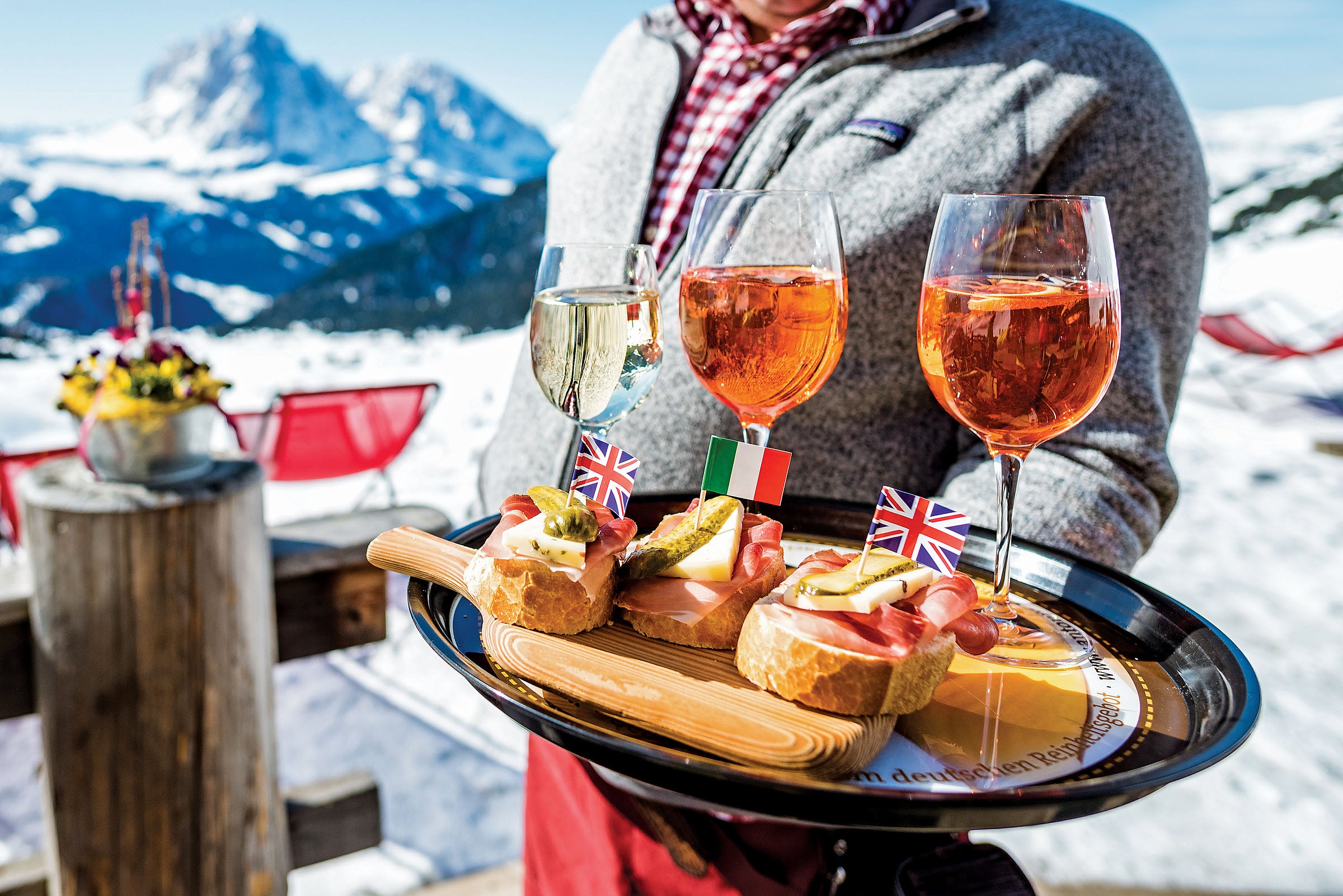 scopri il dolomiti beer & wine podcast, il tuo punto di riferimento per esplorare birre artigianali e vini pregiati delle dolomiti. ascolta storie, degustazioni e consigli dagli esperti del settore.